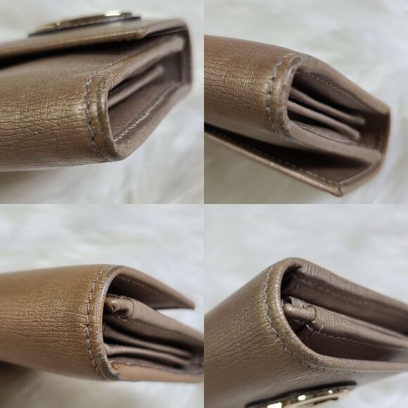 💯 Authentic Gucci Wallet 🍀 - Picture 10 of 16